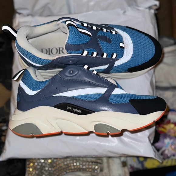 Dior b22s